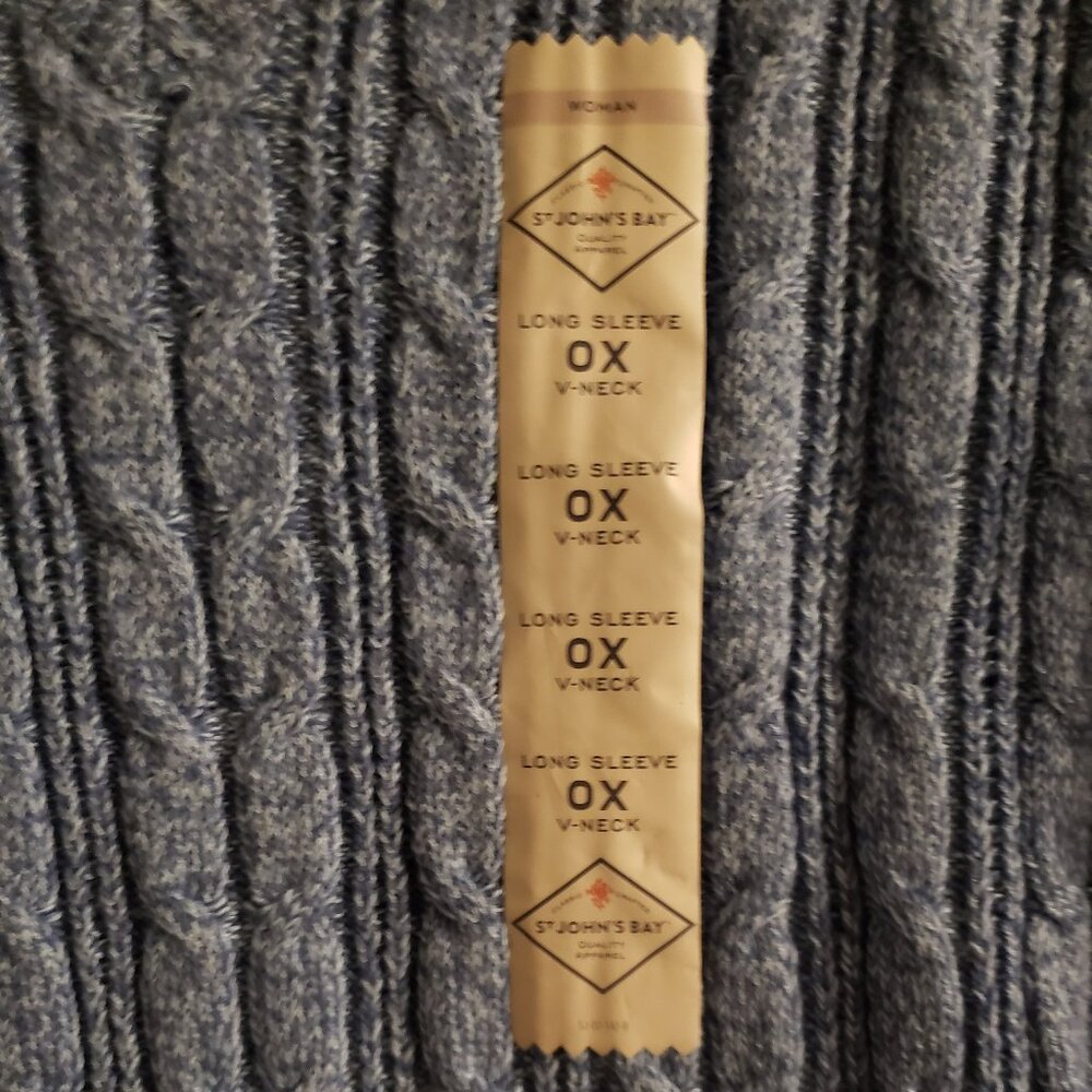 St. John's Bay Women's Light Blue V-neck Cable Knit Sweater Ladies 0X New NWT - Picture 4 of 6